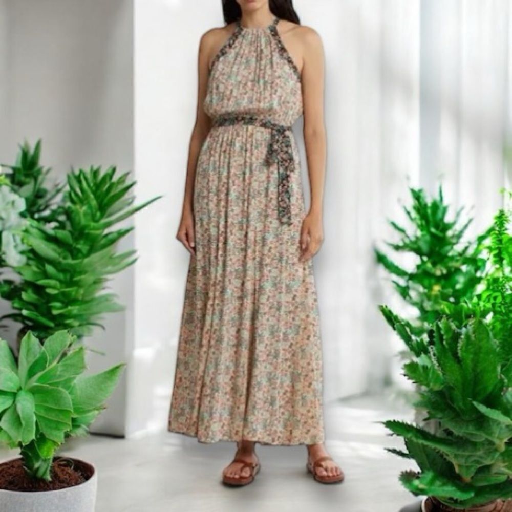 LOVESTITCH Women’s Floral Print Halter Maxi Dress in the Size Large